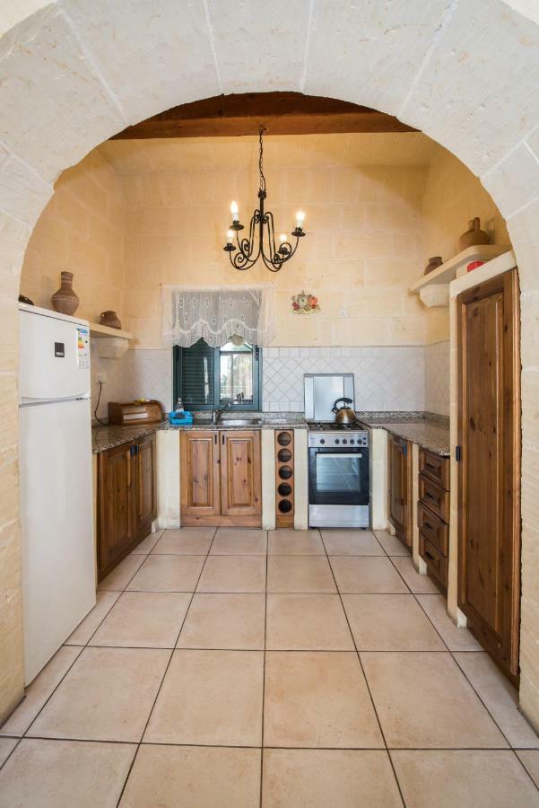 Valley View - Holiday Farmhouse With Private Pool Nadur Buitenkant foto