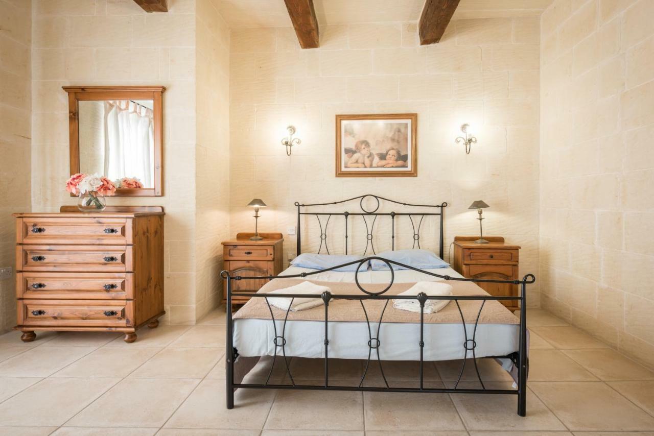 Valley View - Holiday Farmhouse With Private Pool Nadur Buitenkant foto