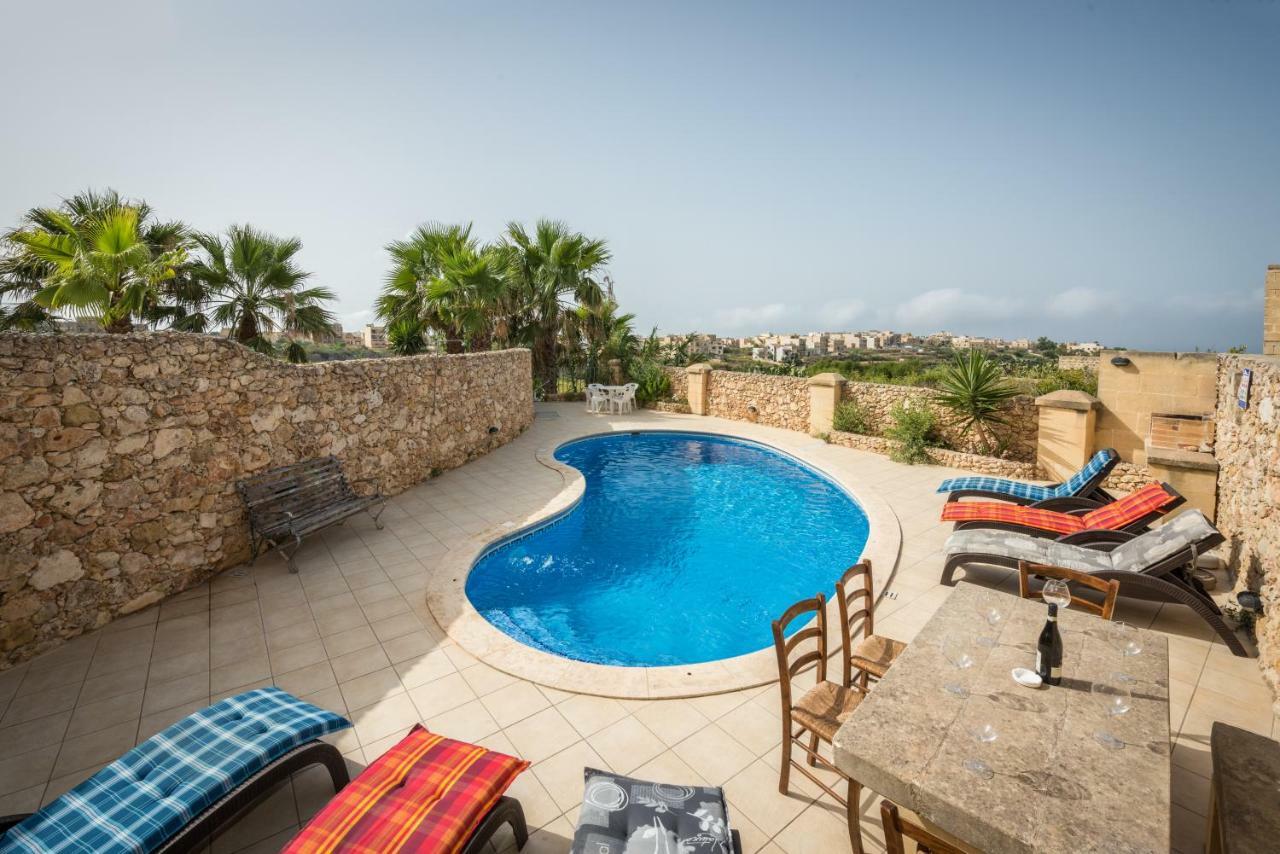 Valley View - Holiday Farmhouse With Private Pool Nadur Buitenkant foto