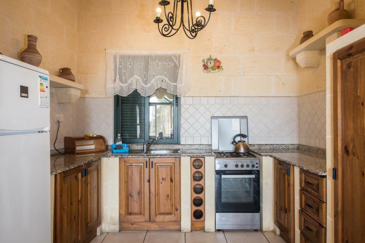 Valley View - Holiday Farmhouse With Private Pool Nadur Buitenkant foto